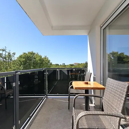 Apartamento Lux No 2 *