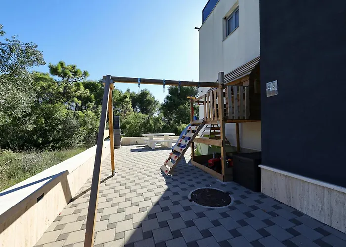 Apartment Lux No 2 Starigrad Paklenica