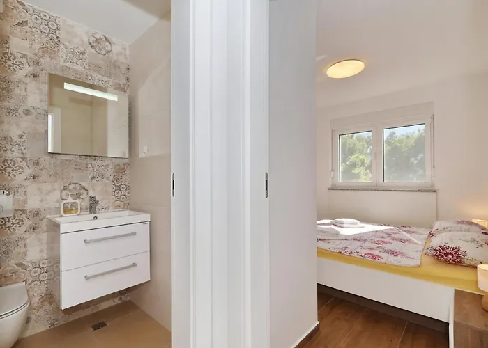 Lux No 2 Apartamento